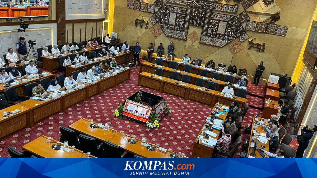 Menkes Soroti Kesenjangan Gaji Dokter: Ada yang Miliaran, Ada yang Seperti Tukang Parkir