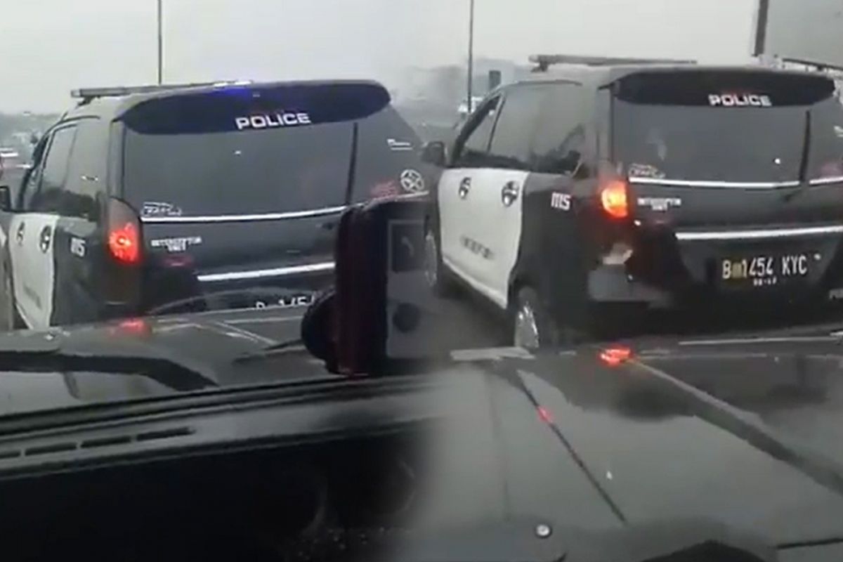 Tangkapan layar kejadian yang tengah viral antara mobil ala Polisi dan pengendara lain di Pasoepati, Bandung.