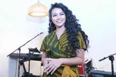 Mudah Terbawa Perasaan Bikin Yura Yunita Gampang Menciptakan Lagu