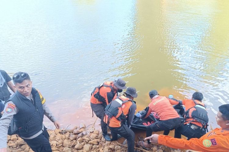 Jasad Pria Tanpa Kepala Mengapung di Sungai Lalindu Konawe Utara