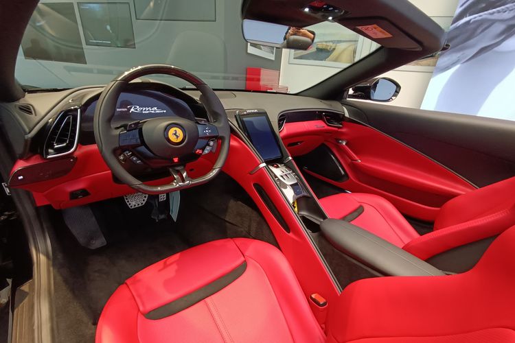 Ferrari Roma Spider resmi hadir di Indonesia