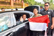 Cerita Siswa SMA Nekat Terobos Paspampres lalu Bentangkan Bendera di Depan Jokowi