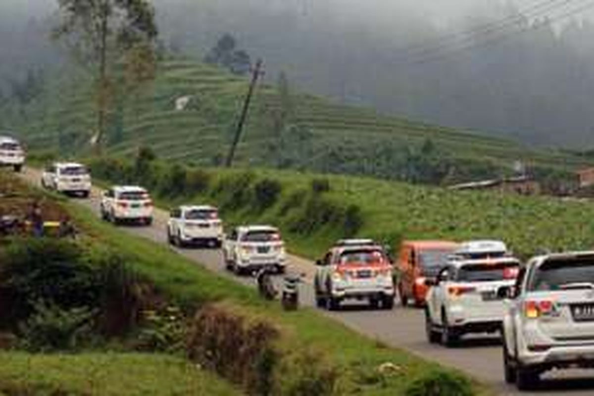 Toyota Fortuner Club Indonesia (ID42NER) chapter Jogjateng berangkat mengunjungi kawasan wisata dataran tinggi Dieng di Jawa Tengah, 