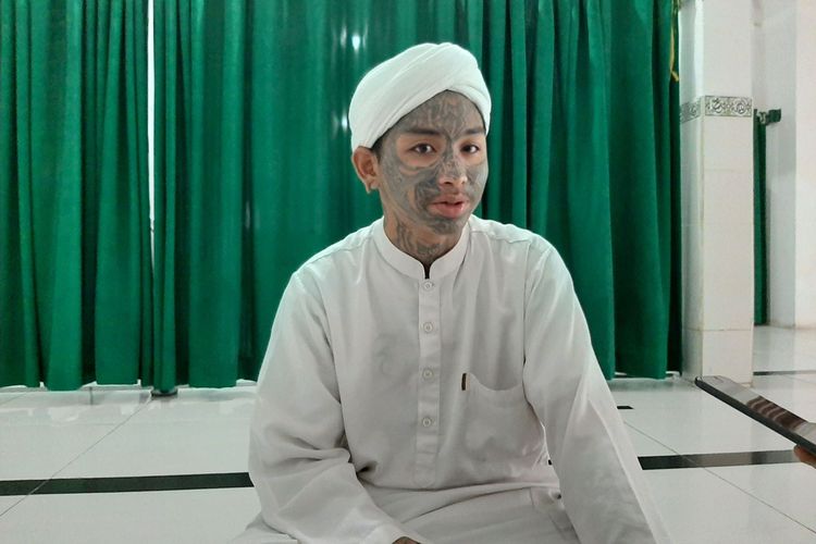 Ahmad Nur Kusuma Yuda di Masjid Jami Al-Istiqomah Jalan Kusuma Wardani, Pleburan.