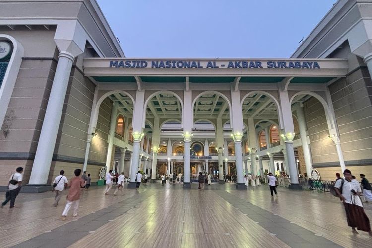 Shalat Idul Adha, Masjid Al Akbar Surabaya Siap Tampung 40.000 Jemaah
