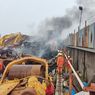 Gudang Rongsok Terbakar di Cengkareng, Polisi Selidiki Penyebabnya