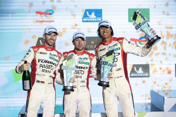 Pebalap Indonesia, Sean Gelael, meraih podium dalam balapan FIA WEC (World Endurance Championship) bertajuk 1000 Miles of Sebring di Florida, Amerika Serikat, pada 18 Maret 2022.