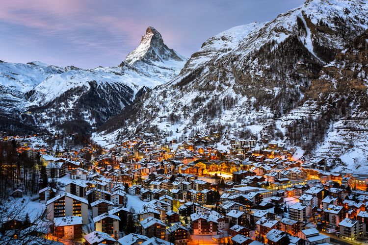 Pemandangan Kota Zermatt di Swiss