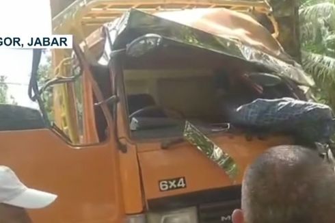 Truk Tronton Tabrak dan Seret Pengendara Motor di Bogor, 2 Orang Tewas