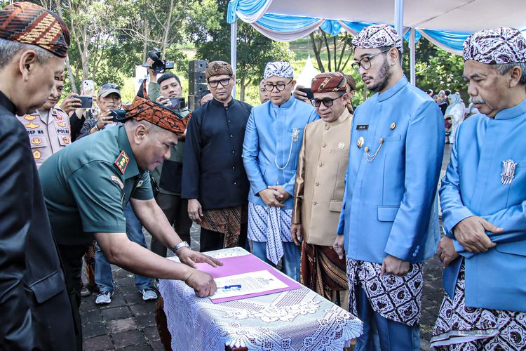 Siswa Nakal di Bandung Barat Akan Digembleng di Barak Militer, Disdik: Tawuran hingga Judi 
