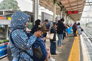 Banjir di Tangsel, Penumpang KRL Pondok Ranji Enggan Pindah ke Transportasi Online
