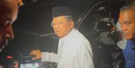 Jusuf Kalla dan Sri Mulyani Melayat ke Rumah Duka Suami Najwa Shihab