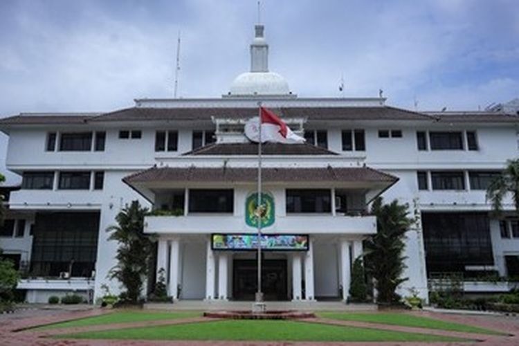 Lurah Aur Medan Dinonaktifkan, Terkait Salah Gunakan Wewenang dan Nikmati SPA Gratis