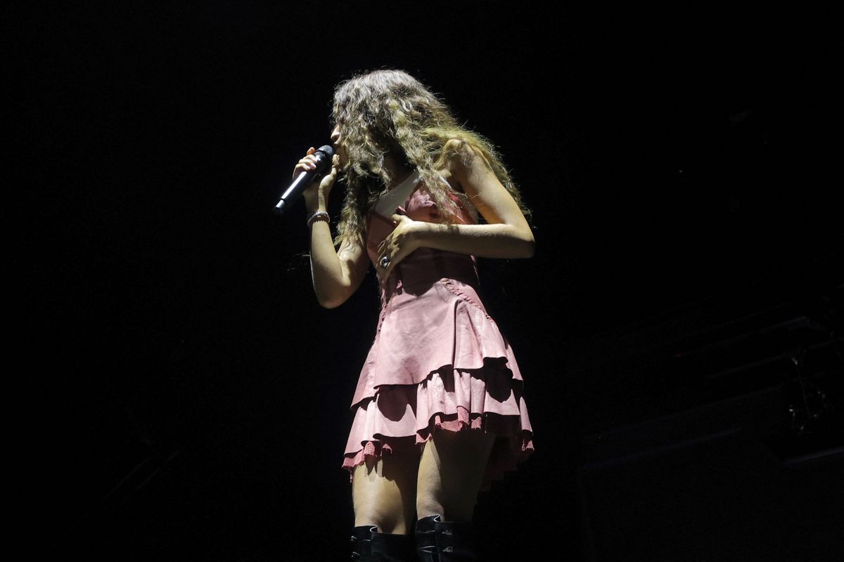 INDIO, CALIFORNIA - APRIL 22: Zendaya performs with Labrinth at the Mojave Tent during the 2023 Coachella Valley Music and Arts Festival on April 22, 2023 in Indio, California.   Michael Loccisano/Getty Images for Coachella/AFP (Photo by Michael loccisano / GETTY IMAGES NORTH AMERICA / Getty Images via AFP)