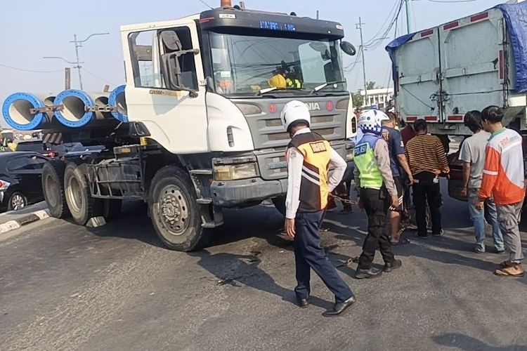 Truk Mogok Melintang di Cakung Jaktim Sudah Dievakuasi, Lalin Kembali Normal 