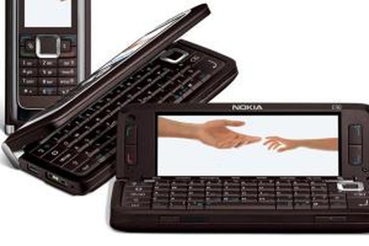 Nokia E90.