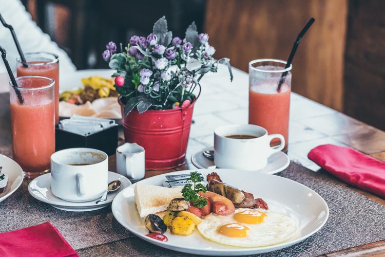 Beberapa kebiasaan dalam makan pagi bisa membahayakan tubuh, terutama jantung.