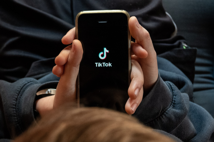 Arti Kata “Stecu”, Bahasa Gaul yang Lagi Viral di TikTok