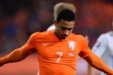 Memphis Depay Bantah Jalin Komunikasi dengan Barcelona