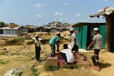 Panas Terik Jadi Tantangan Ramadhan Etnis Rohingya di Pengungsian