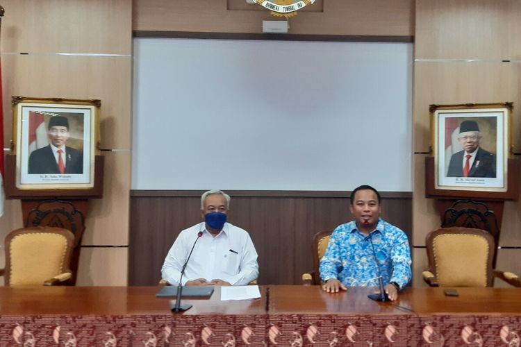 Direktur Reputasi Akademik dan Kemahasiswaan UNS sekaligus Juru Bicara Rektor Sutanto di UNS Solo, Jawa Tengah, Senin (3/4/2023).