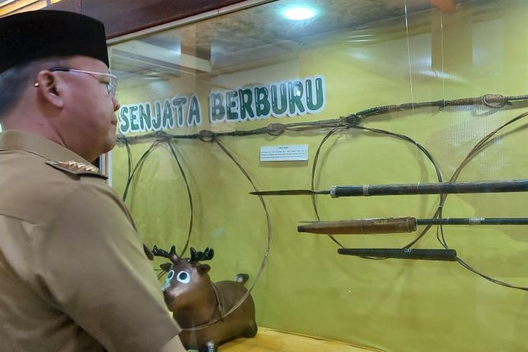 Aneka senjata tradisional Bengkulu dipamerkan di Museum Negeri Bengkulu mulai dari 27 sampai 30 November 2023.  