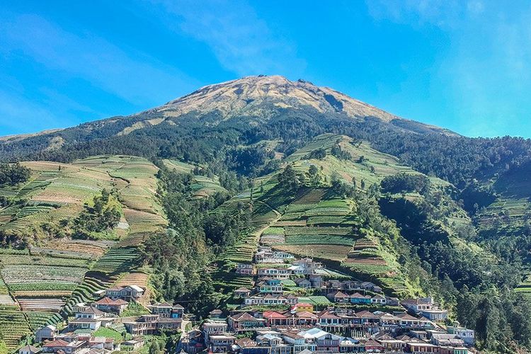 pemandangan Nepal van Java Dusun Butuh, Kaliangkrik, Magelang di Kaki Gunung Sumbing.