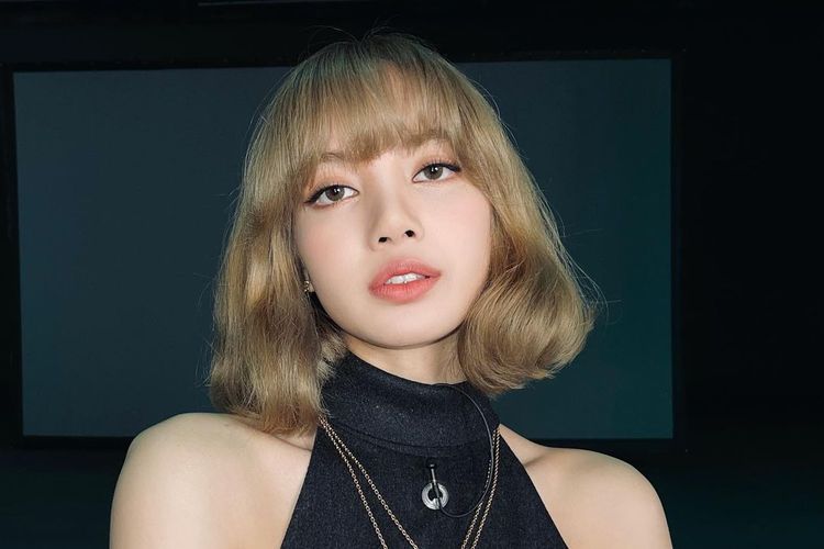 Penggemar Tuntut YG Entertainment Promosikan Debut Solo Lisa Blackpink ...