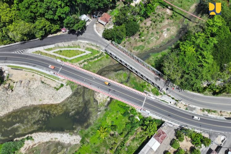 Kementerian Pekerjaan Umum dan Perumahan Rakyat (PUPR) telah menyelesaikan penggantian 9 jembatan dengan tipe Callender Hamilton (CH) di Provinsi Jawa Timur (Jatim).