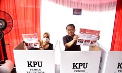 Pantau Sejumlah TPS di Palembang, Pj Gubernur Sumsel Pastikan Pemilu Berjalan Lancar
