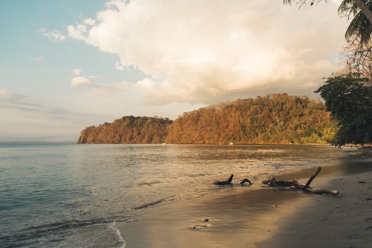 10 Pantai Terbaik di Dunia Versi The World’s 50 Best Beaches 2026, Ada dari Indonesia?