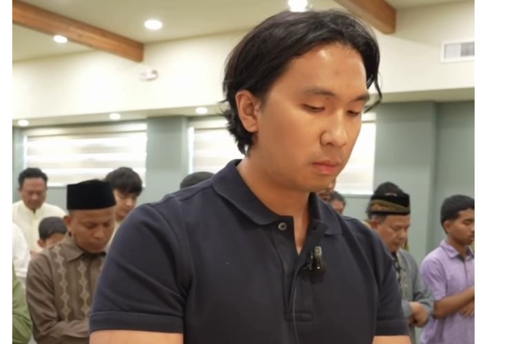 Jadi Imam Shalat Jumat di Kanada, Suami Nikita Willy Tuai Pujian