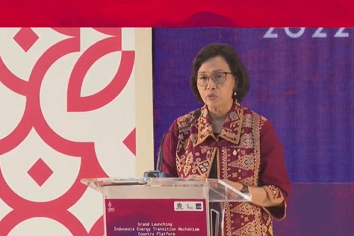 Menteri Keuangan Sri Mulyani Indrawati dalam grand launching Indonesia Energy Transition Mechanism Country Platform, di Bali, Indonesia. 