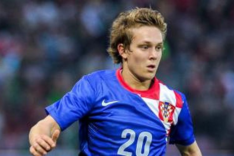 Gelandang asal Kroasia, Alen Halilovic.