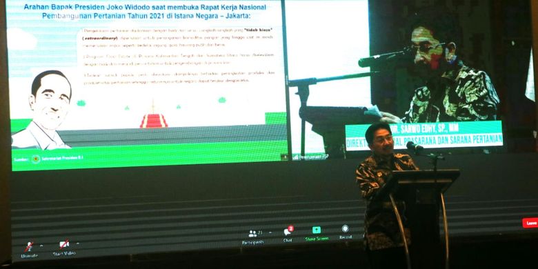 Direktur Jenderal (Dirjen) Prasarana dan Sarana Pertanian (PSP) Kementerian Pertanian (Kementan) Sarwo Edhy dalam Rapat Teknis Pengelolaan Anggaran Ditjen PSP Tahun Anggaran 2021 (Wilayah I), di Ballroom Novotel, Bandar Lampung, Jumat (5/2/2021).