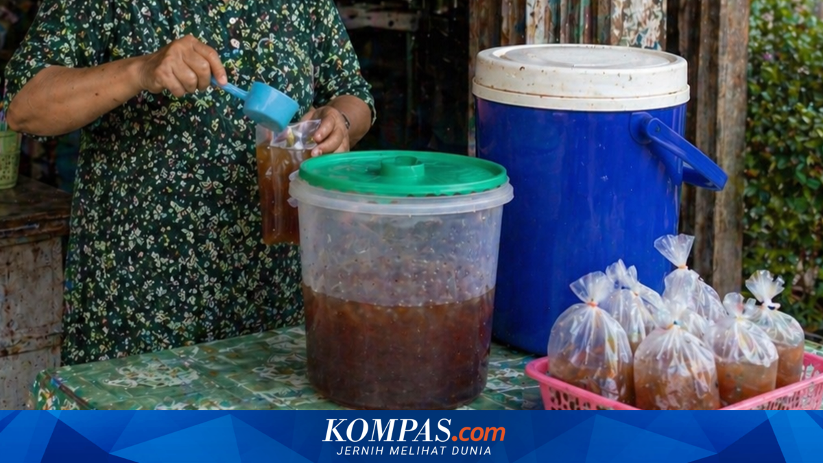 Kampung Es Teh Gentong Manggarai Jaksel, Bertahan di Tengah Gempuran Minuman Kekinian ~RK

Baca di sini: