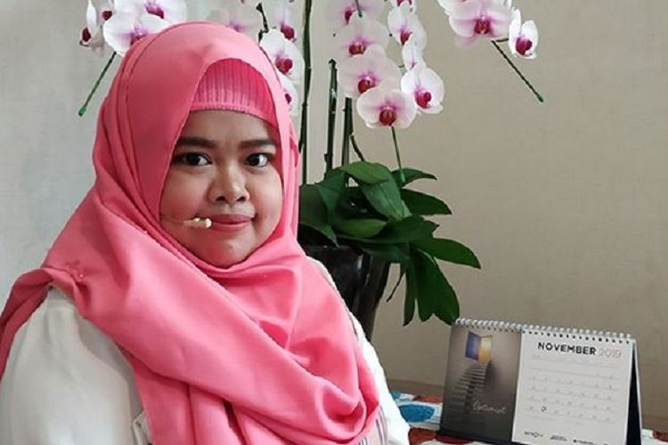 Beuty Blogger Rahmawati Kekeyi Putri.
