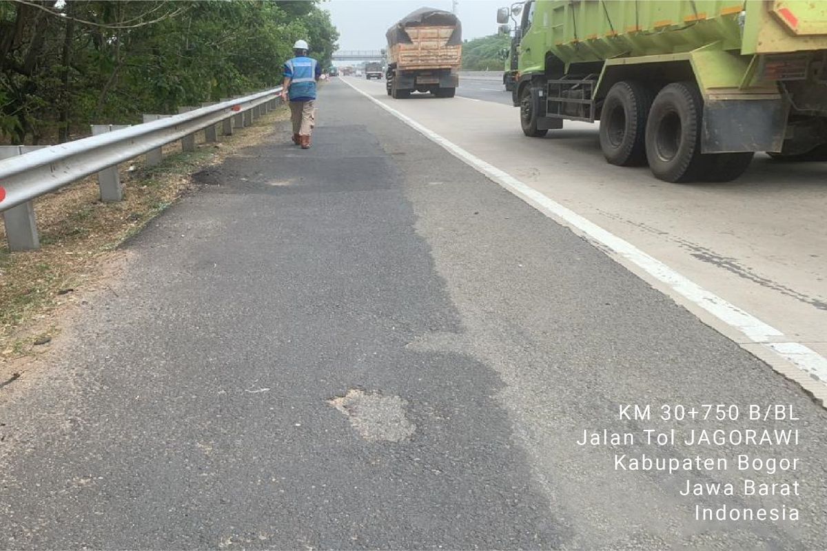 Rekonstruksi Tol Jagorawi.