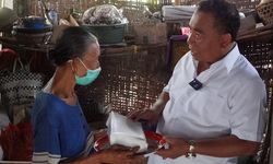 Penuhi Janji Kampanye, Bupati Jembrana Mulai Program Makan Gratis untuk 367 Lansia Miskin