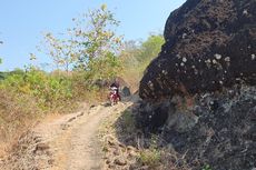 Menengok Kampung di Atas Bukit yang Hanya Dihuni Dua Keluarga, Sejumlah Rumah Kosong dan Serba Terbatas