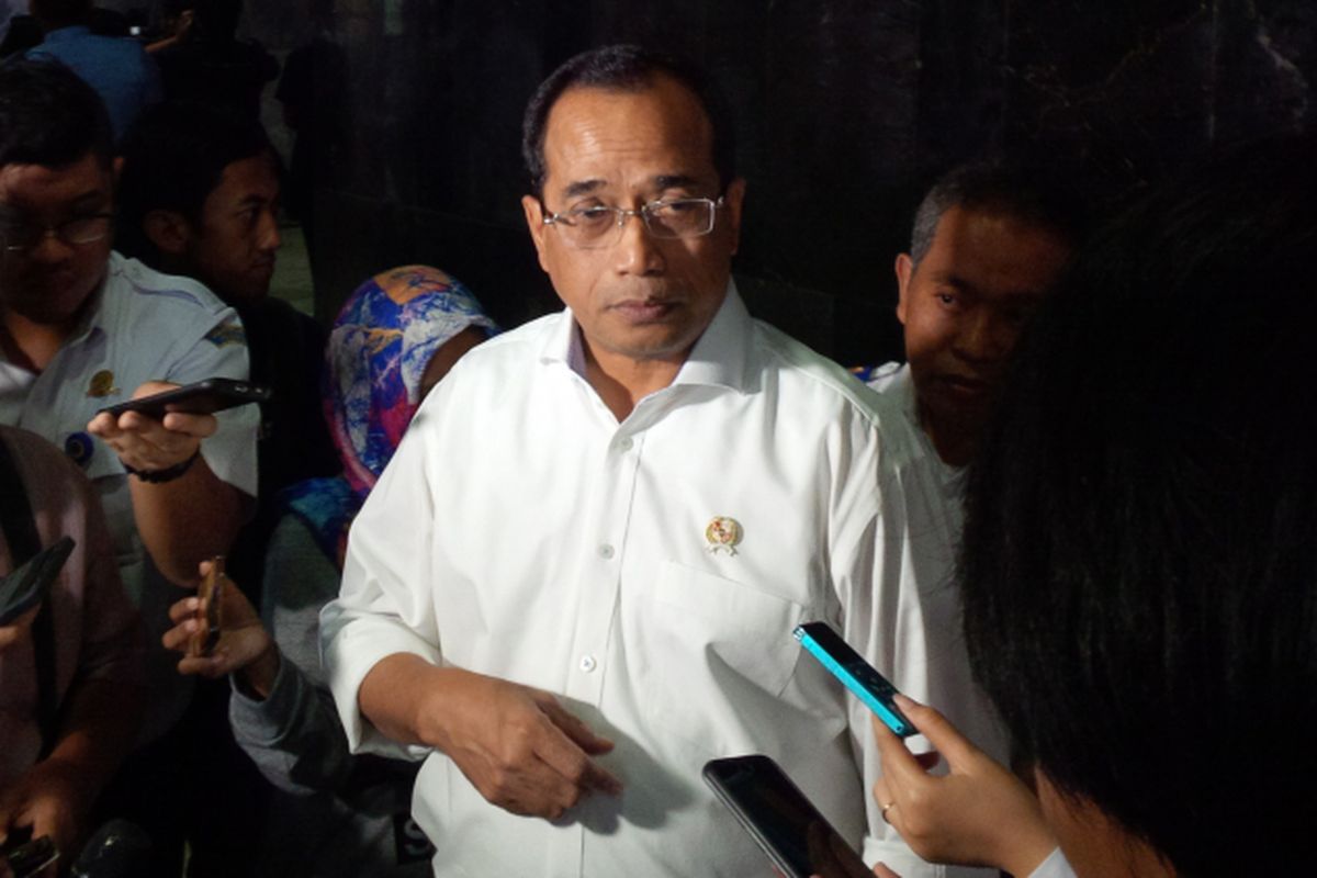 Menteri Perhubungan (Menhub) Budi Karya Sumadi 