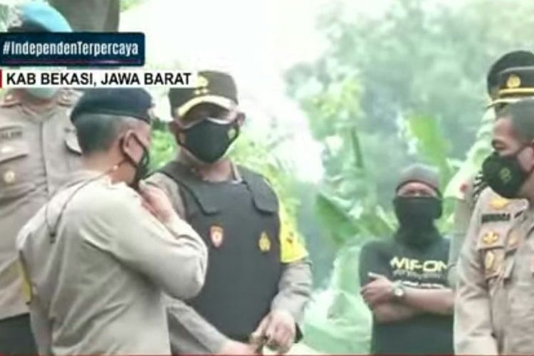 Kapolda Metro Jaya Irjen Fadil Imran tinjau penggerebekan teroris di Bekasi