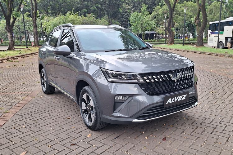 Wuling Alvez resmi meluncur di Indonesia International Motor Show (IIMS) 2023, Februari lalu. Kini jelang sebulan setelah peluncuran pihak Wuling memberikan kesempatan media menjajal Alvez.