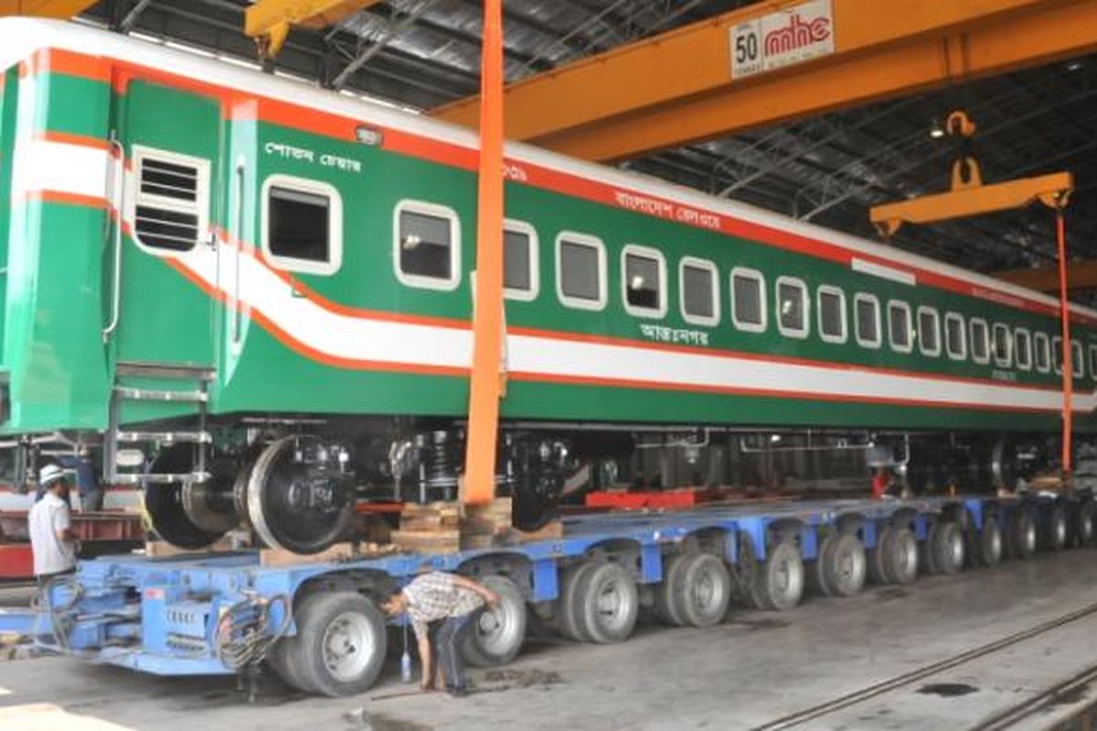 Inilah salah satu gerbong kereta api pesanan negara Banglades buatan PT INKA