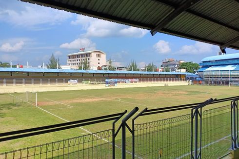 Suporter Memaksa Masuk Stadion, Pertandingan Persipon Vs PS Sanggau Ditunda