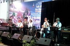 Ketum PPP Romahurmuziy Main Band di Lustrum XII SMAN 1 Yogyakarta