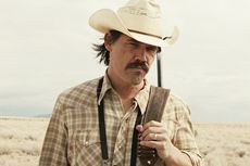 Sinopsis No Country for Old Men, Josh Brolin Bawa Kabur Uang Haram