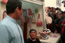 Jengkol dan Lagu Gito Rollies Saat Sandiaga Kampanye di Pasar Pesanggrahan