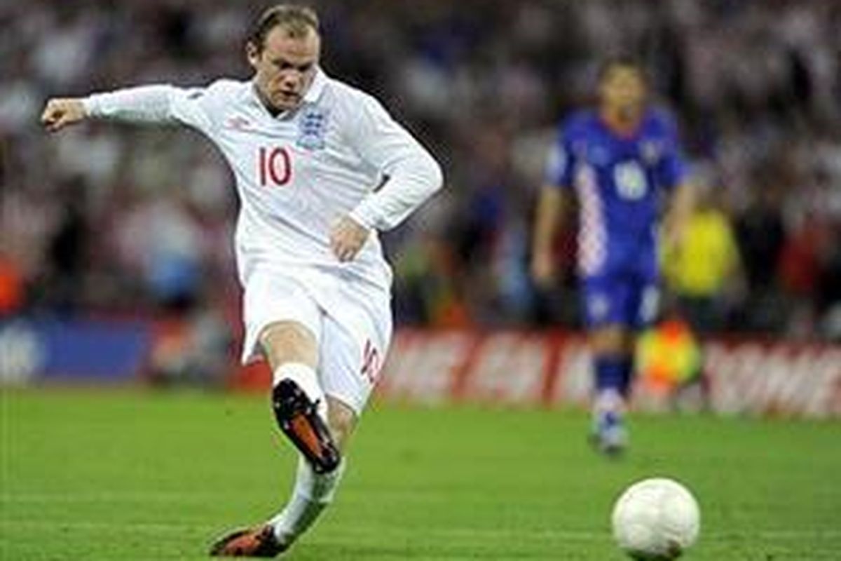 Striker andalan Inggris, Wayne Rooney.