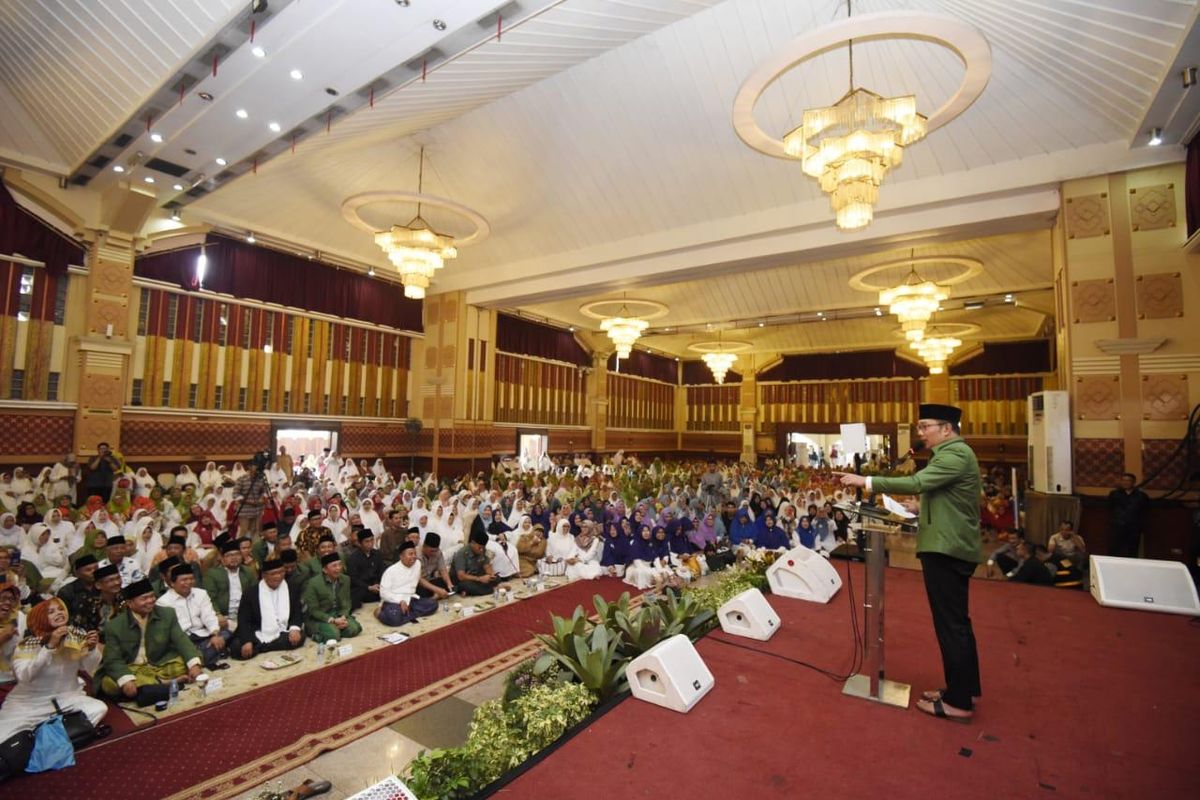 A file photo of the celebrations of Prophet Muhammad birthday attended by West Java Governor Ridwan Kamil in Bandung dated December 12, 2019. 